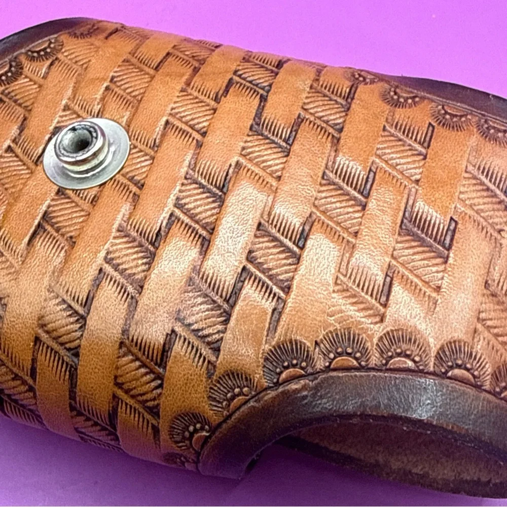 Leather Phone Sheath Holster Basket Weave Design Snap Closure Metal Belt Attach